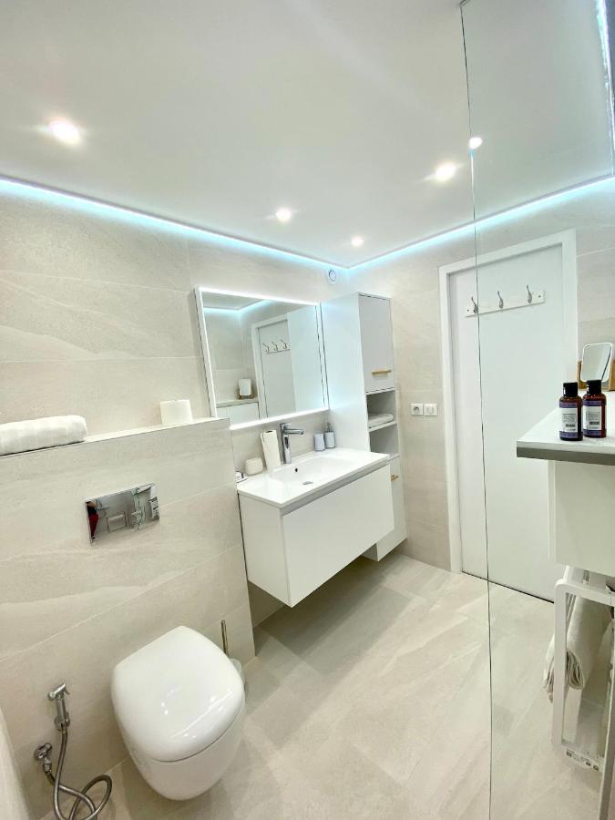 Appartement Luxe - 3 Pieces Avec Vue Mer, Piscine Et Tennis Nice Buitenkant foto
